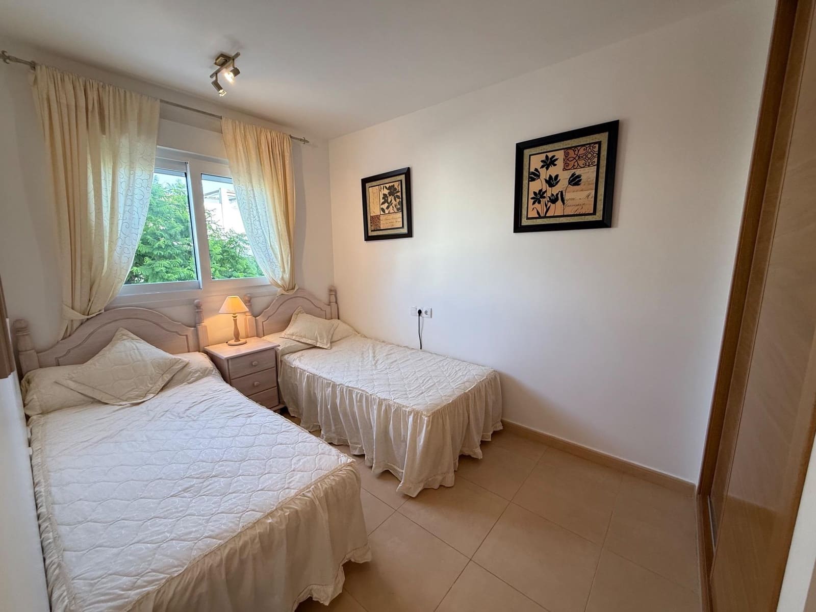 2 quarto Apartamento para venda em Condado de Alhama com piscina - 119 750 € (Ref: 9986914)