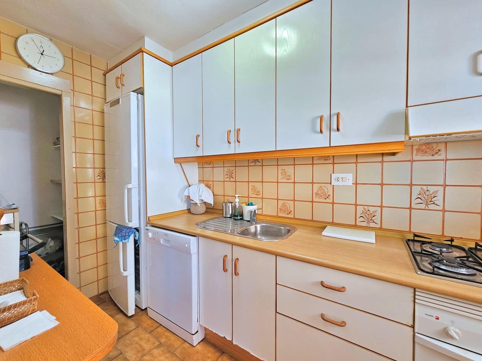 3 bedroom Flat for sale in La Manga del Mar Menor with pool - € 299,000 (Ref: 10004270)