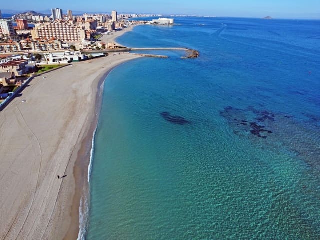 3 bedroom Flat for sale in La Manga del Mar Menor with pool - € 299,000 (Ref: 10004270)