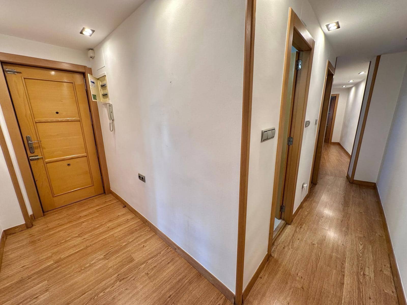 Appartement de 3 chambres à louer à Carthagene - 1 100 € (Ref: 10078443)
