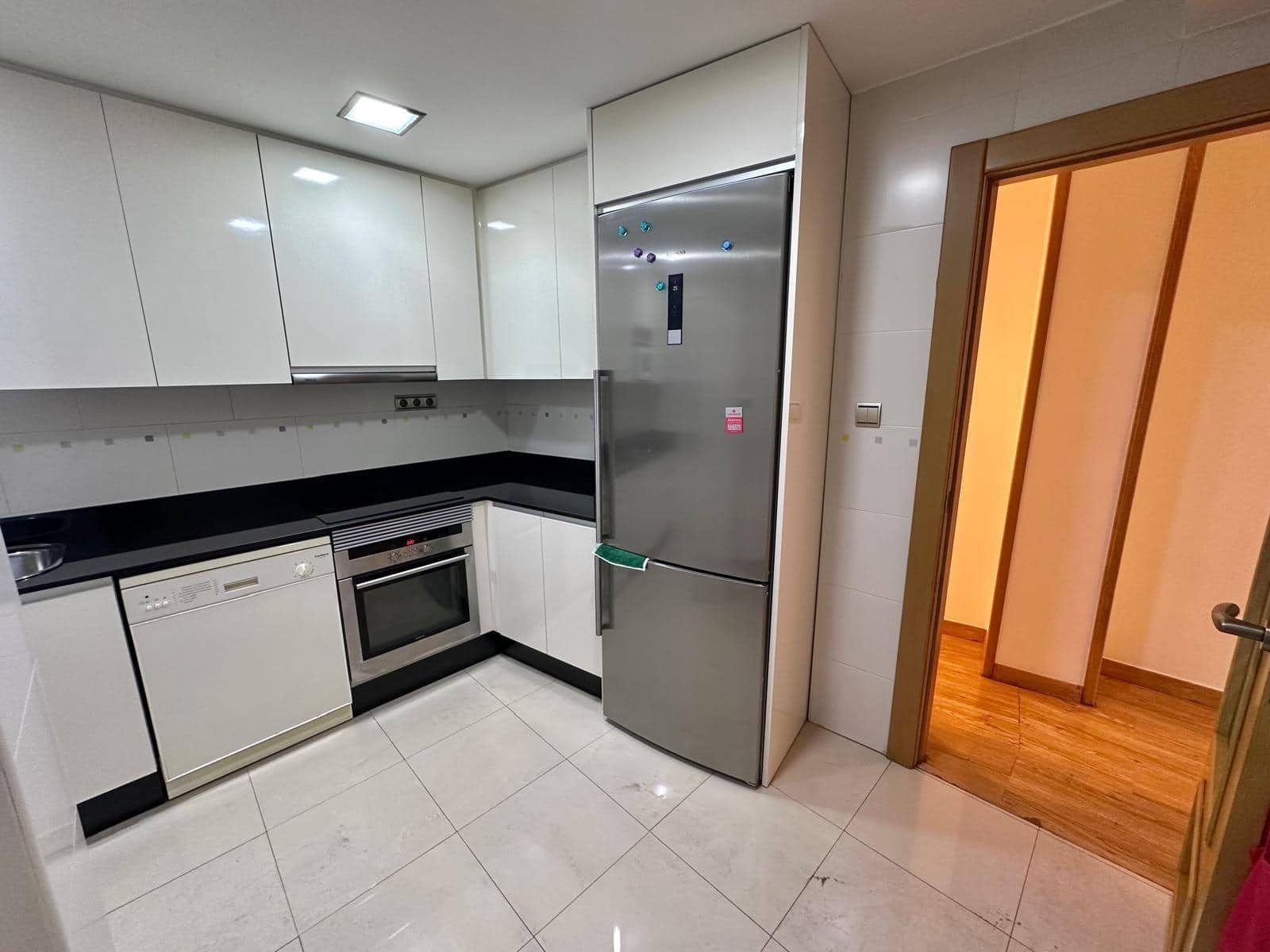 Appartement de 3 chambres à louer à Carthagene - 1 100 € (Ref: 10078443)