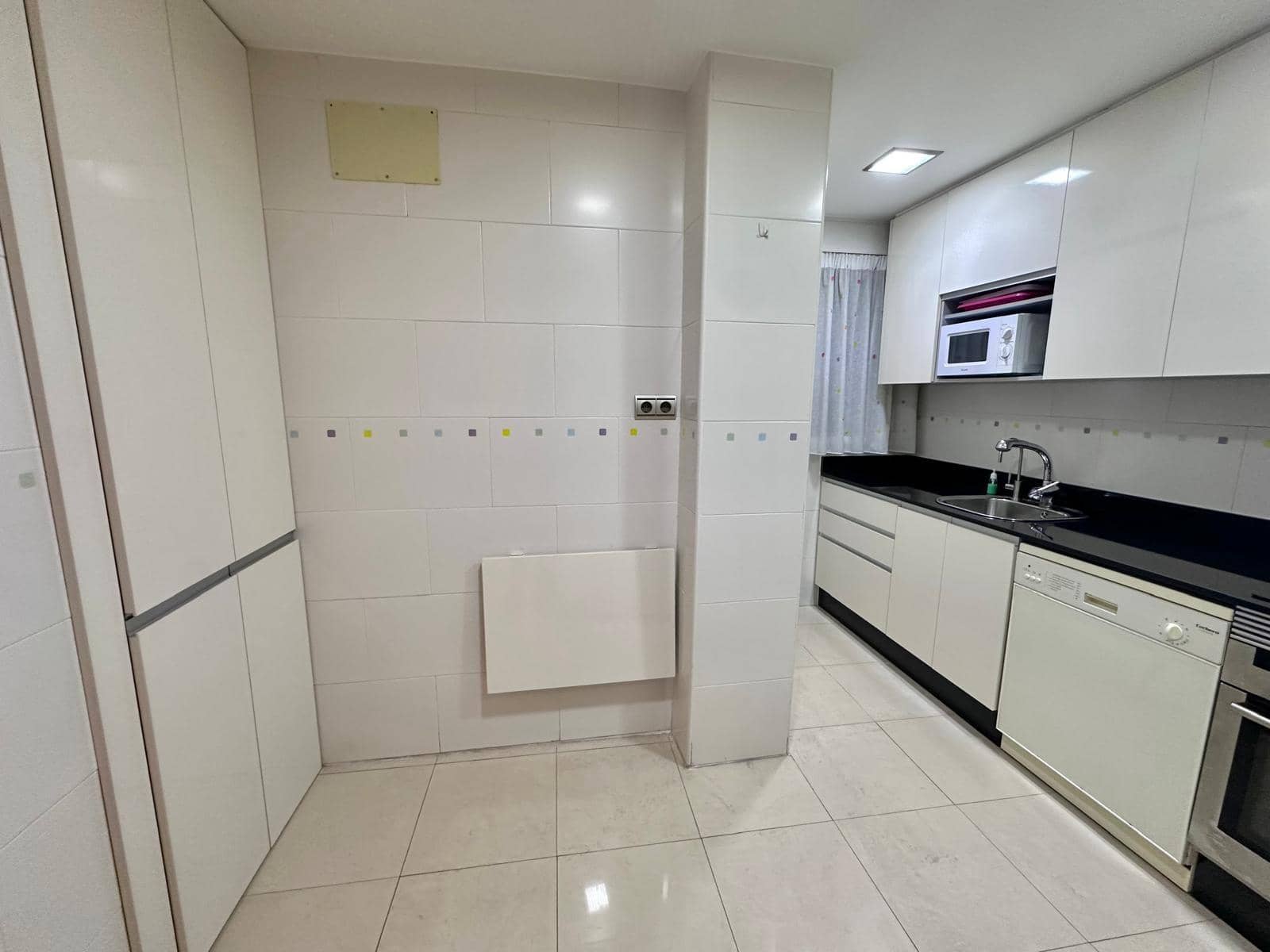 Appartement de 3 chambres à louer à Carthagene - 1 100 € (Ref: 10078443)