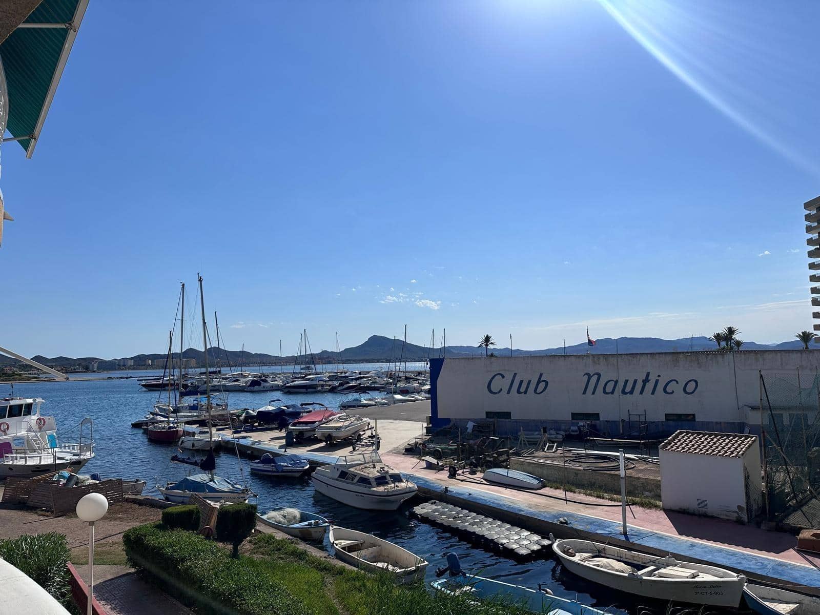 2 soverom Leilighet til leie i La Manga del Mar Menor - € 700 (Ref: 10086261)
