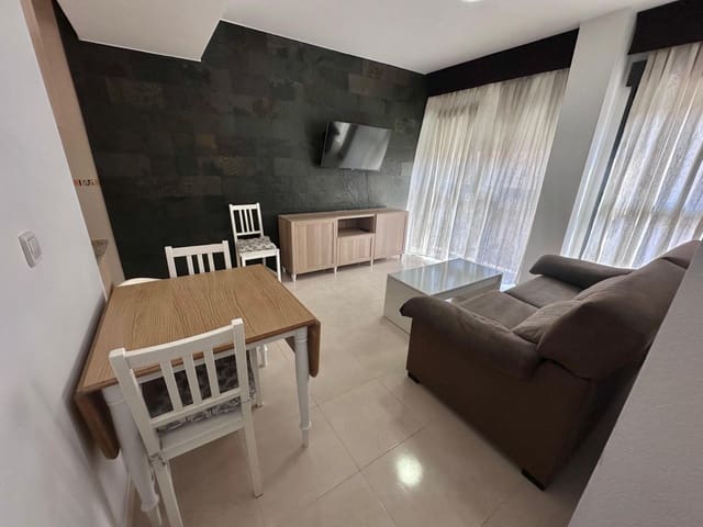 2 bedroom Flat for rent in Cartagena with garage - € 750 (Ref: 10136126)