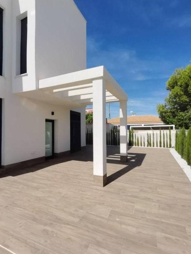 3 sovrum Villa till salu i Playa Honda med pool garage - 580 000 € (Ref: 10155338)