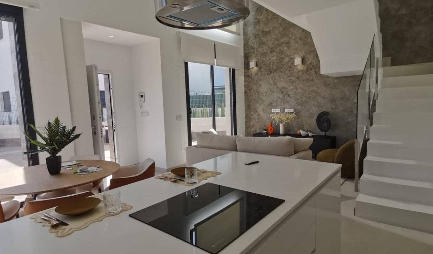 3 sovrum Villa till salu i Playa Honda med pool garage - 580 000 € (Ref: 10155338)
