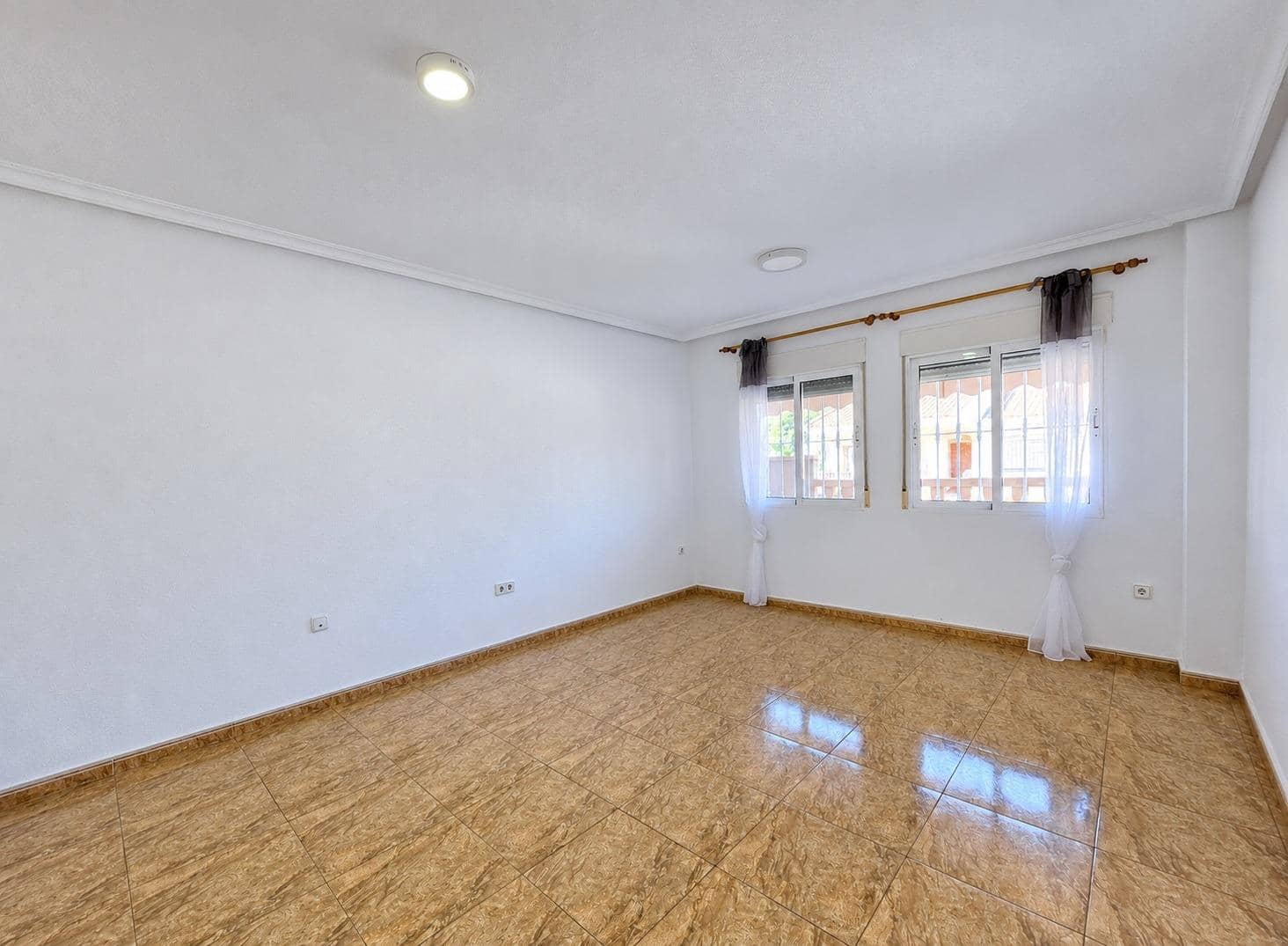 3 soveværelse Lejlighed til salg i La Palma med garage - € 250.000 (Ref: 10180696)