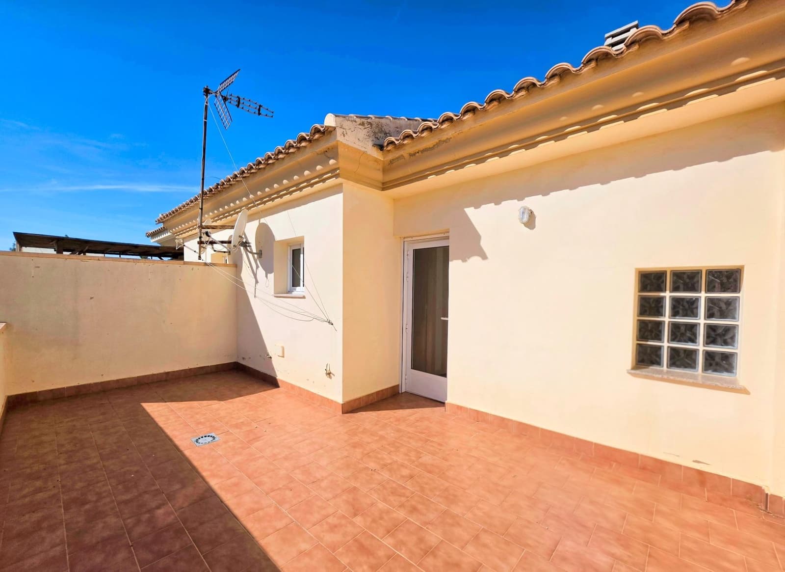 3 soveværelse Lejlighed til salg i La Palma med garage - € 250.000 (Ref: 10180696)