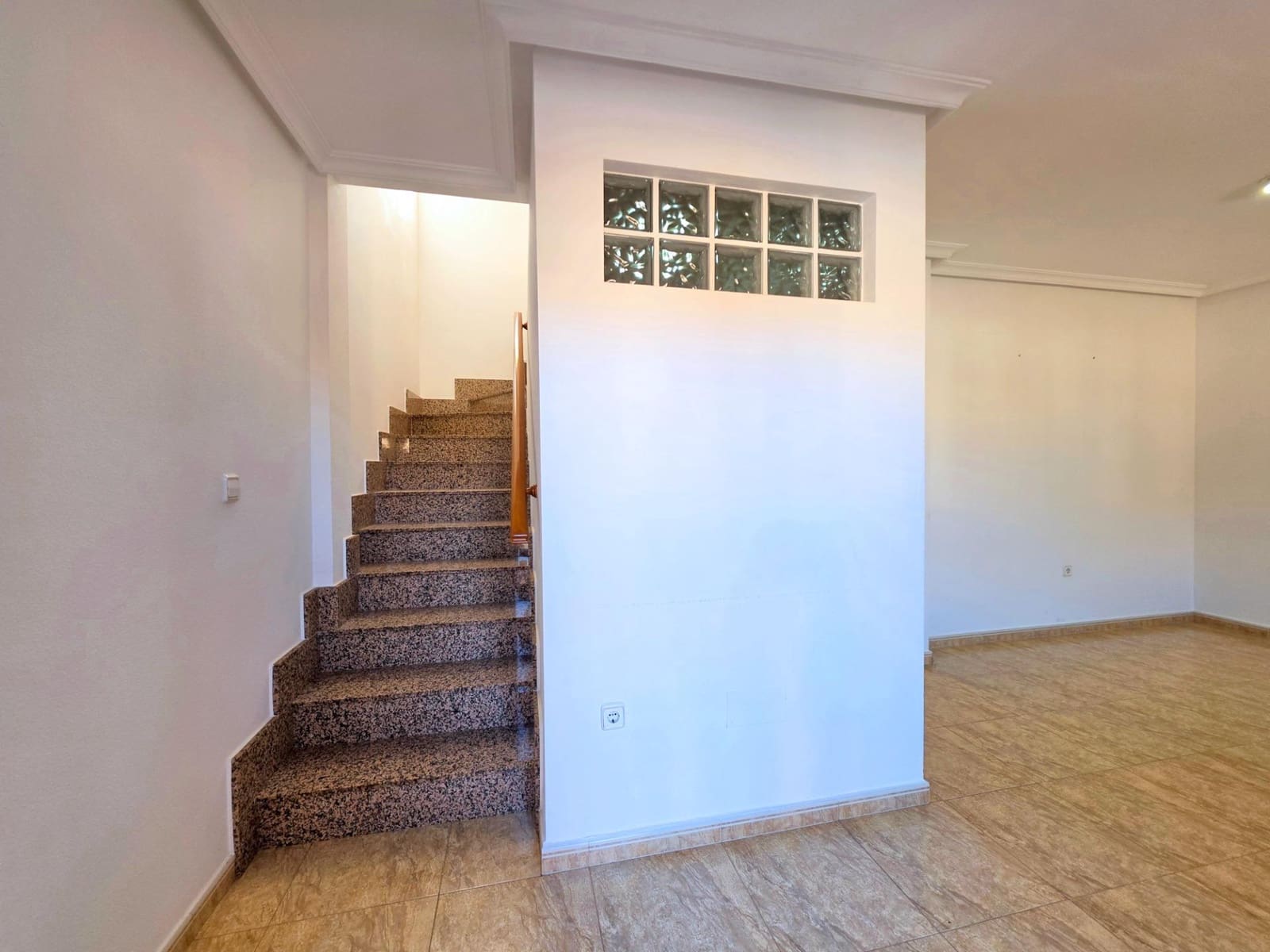 3 soveværelse Lejlighed til salg i La Palma med garage - € 250.000 (Ref: 10180696)