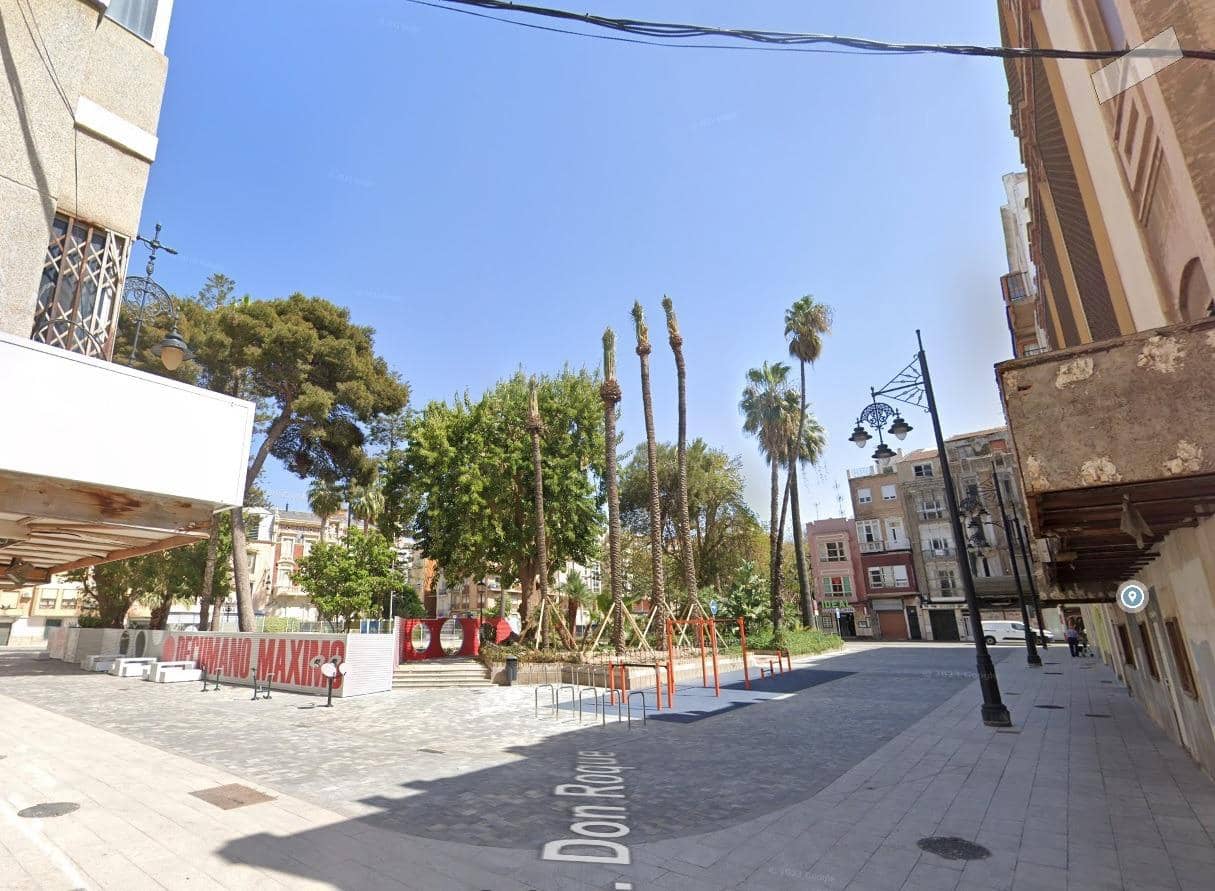 Erhverv til leje i Cartagena - € 800 (Ref: 8954790)