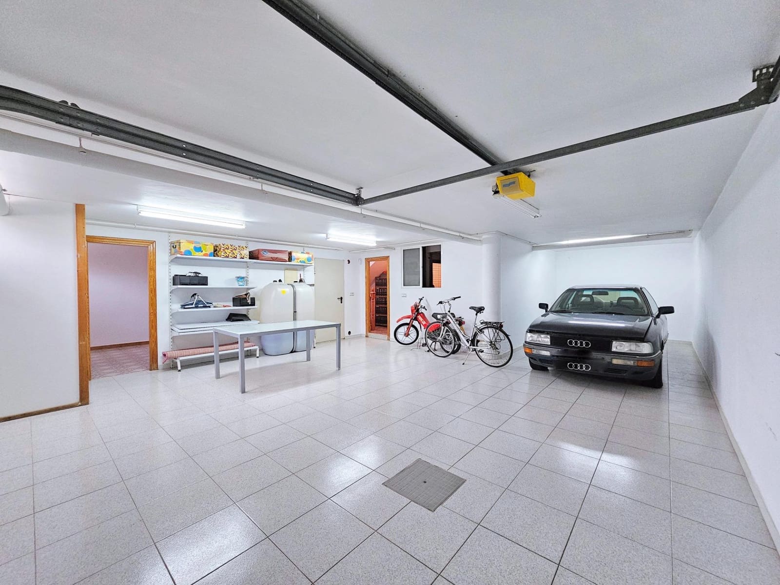 6 bedroom Villa for sale in Santiago de la Ribera with garage - € 375,000 (Ref: 8954792)