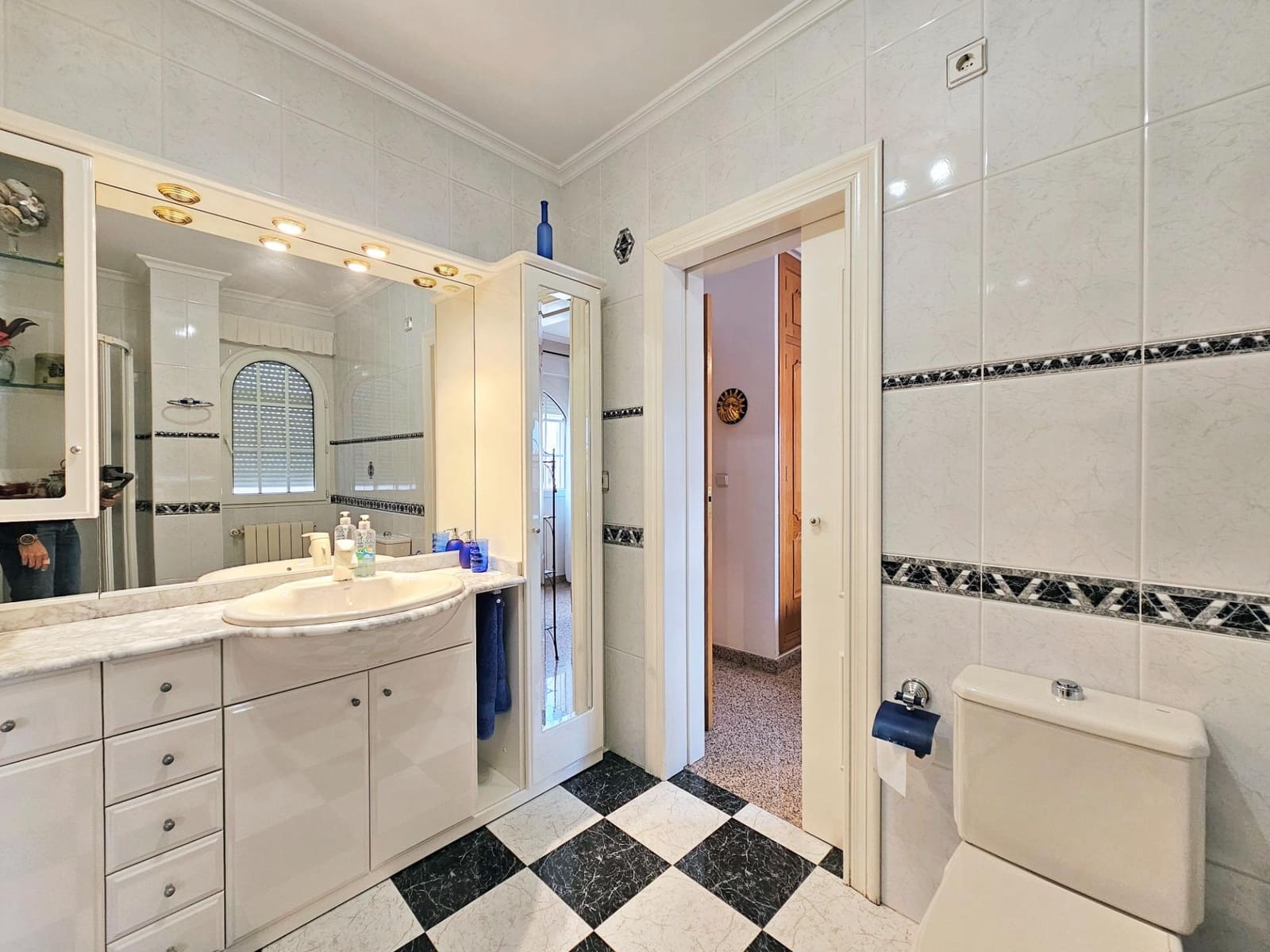 6 bedroom Villa for sale in Santiago de la Ribera with garage - € 375,000 (Ref: 8954792)