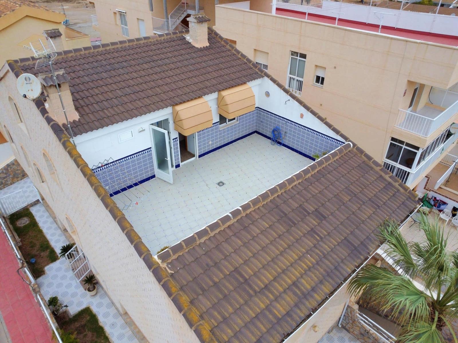 6 sovrum Villa till salu i Santiago de la Ribera med garage - 395 000 € (Ref: 8954792)