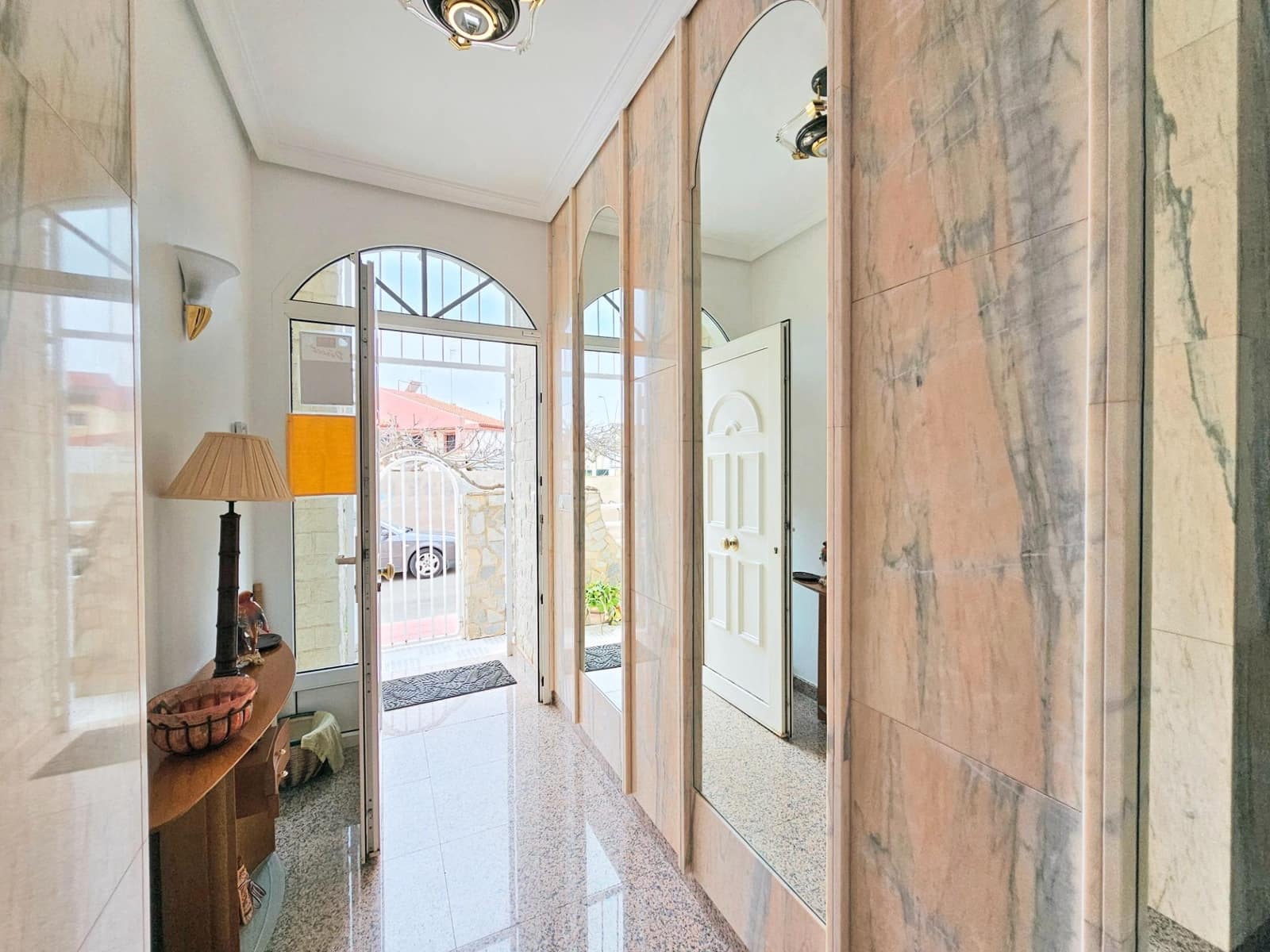 6 sovrum Villa till salu i Santiago de la Ribera med garage - 395 000 € (Ref: 8954792)