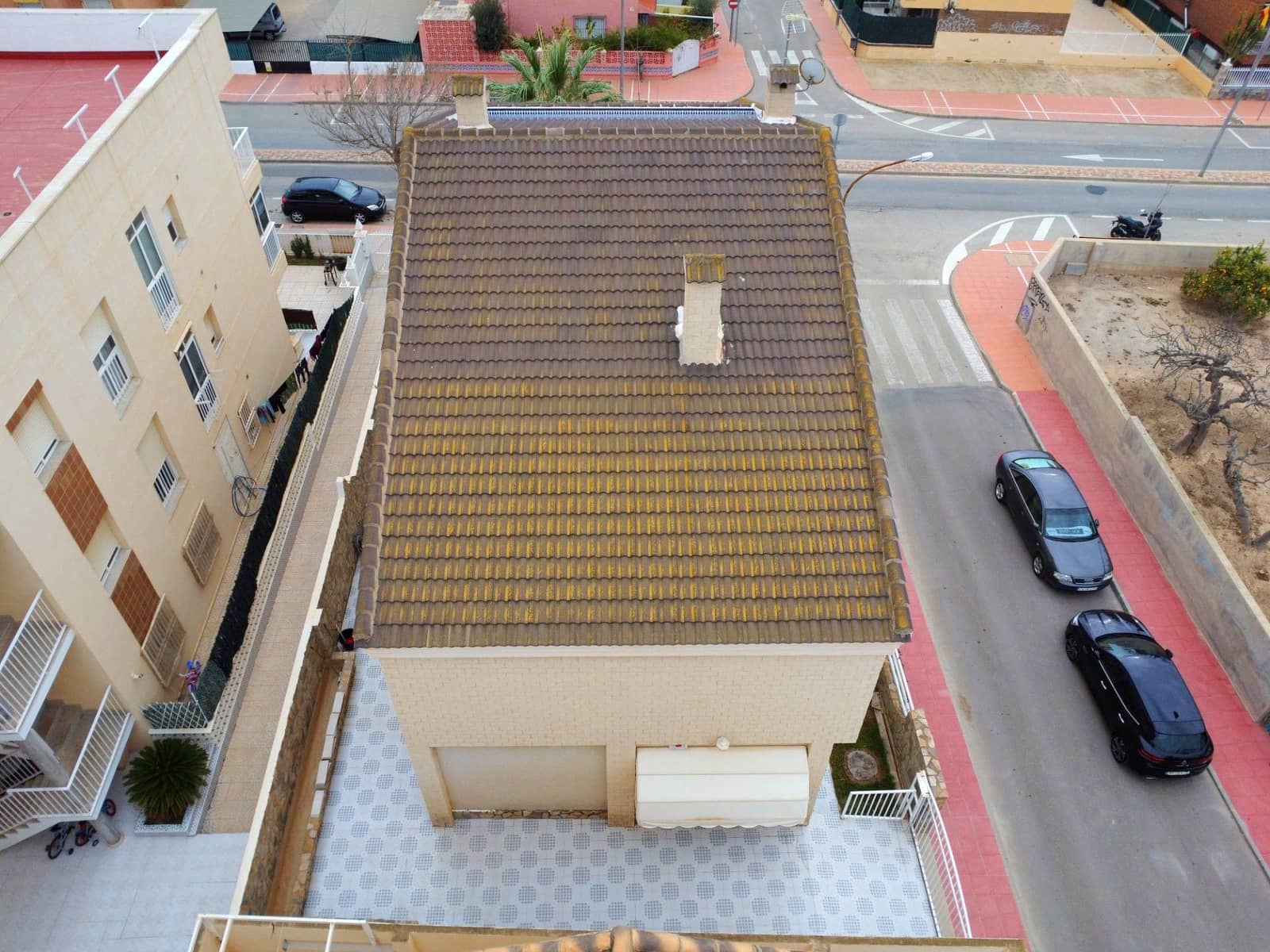 6 sovrum Villa till salu i Santiago de la Ribera med garage - 395 000 € (Ref: 8954792)