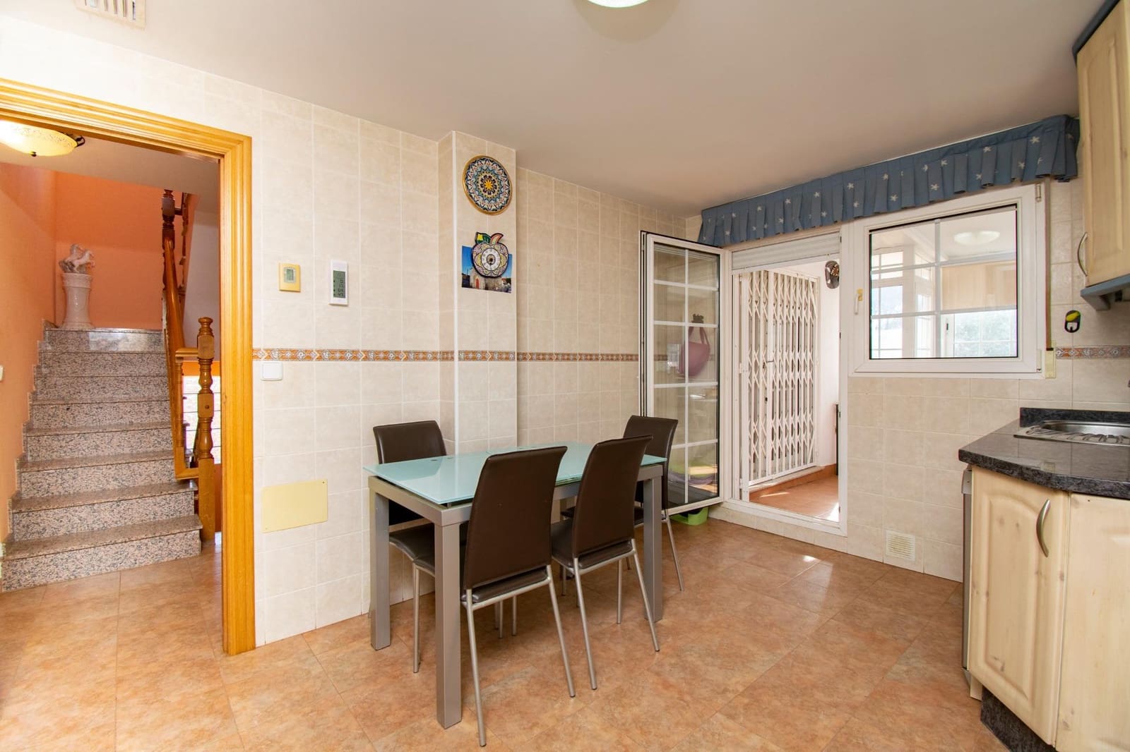 5 soverom Villa til salgs i Canteras med svømmebasseng garasje - € 435 000 (Ref: 8954802)