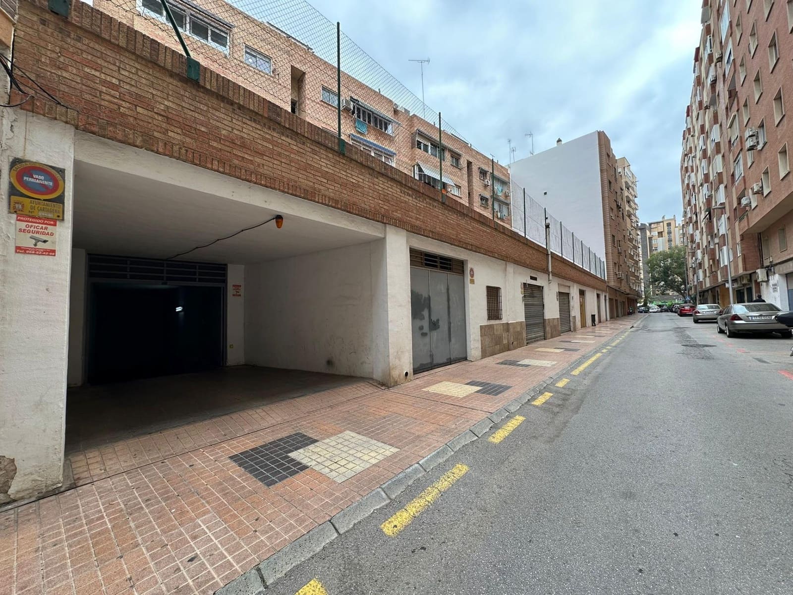 Garage for sale in Cartagena - € 12,000 (Ref: 8954806)
