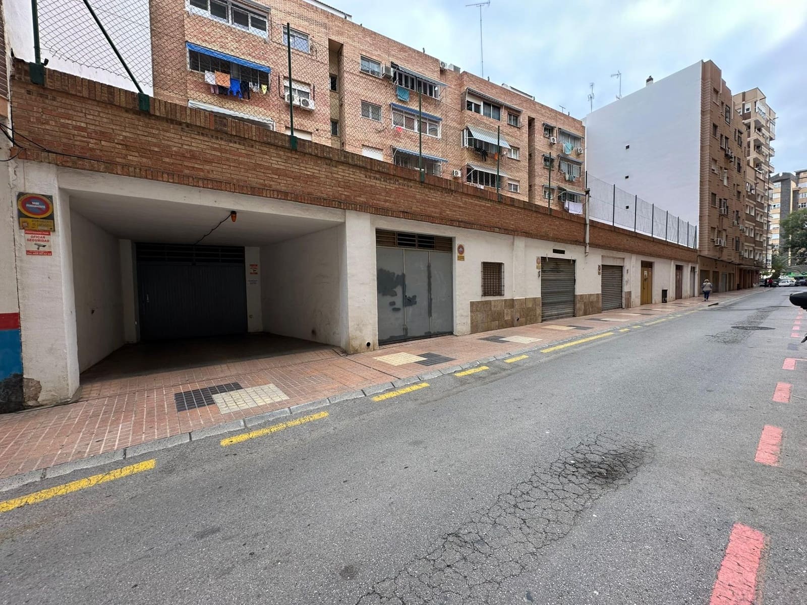 Garage for sale in Cartagena - € 12,000 (Ref: 8954806)