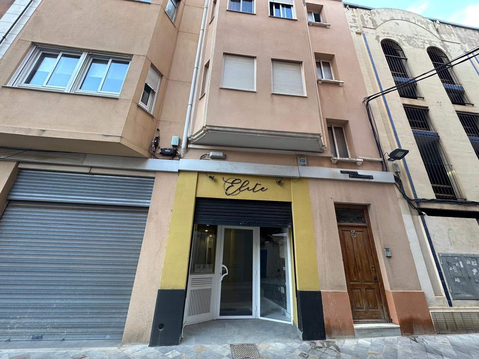 Local Commercial à louer à Carthagene - 650 € (Ref: 8954812)