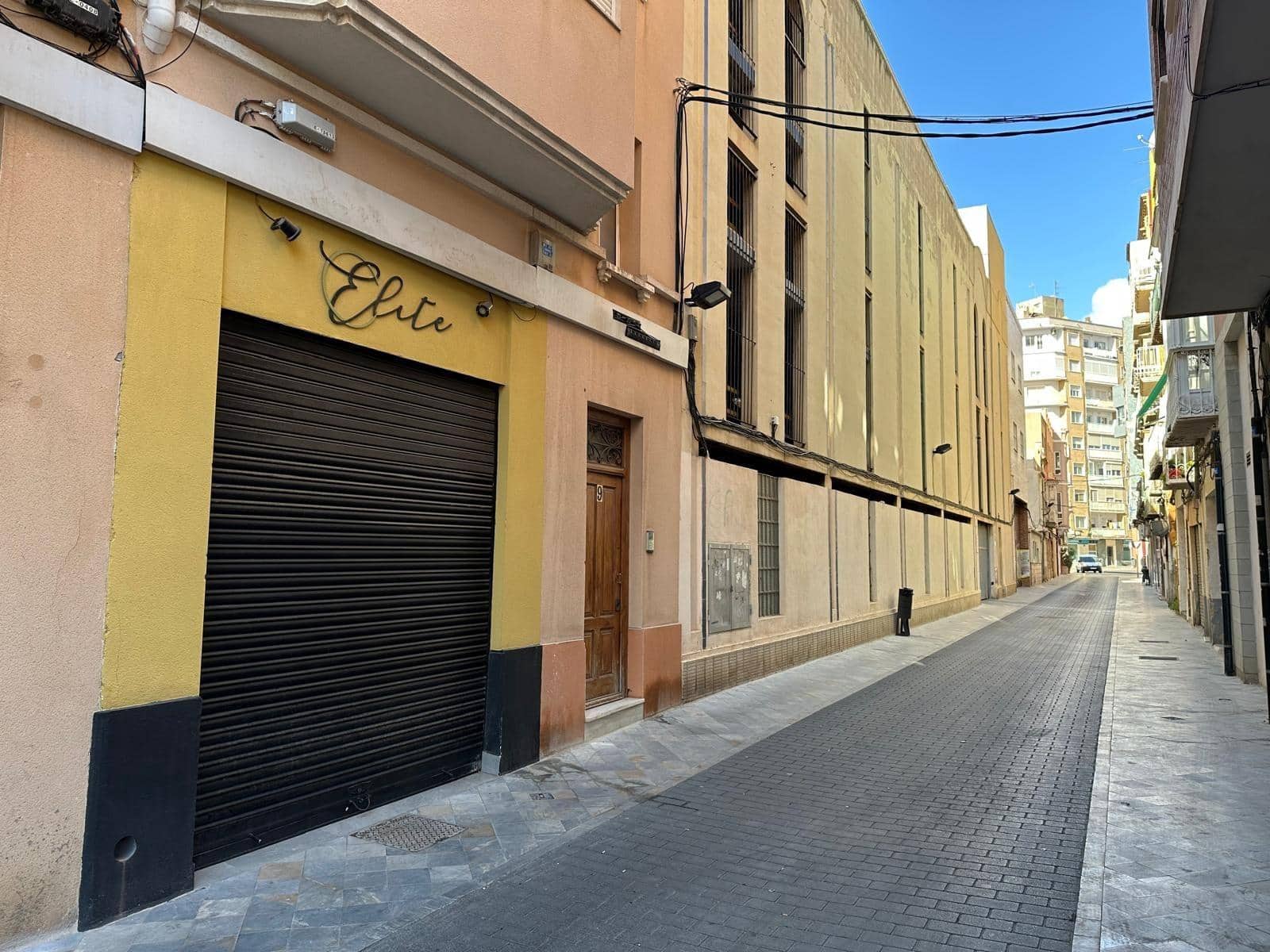 Local Commercial à louer à Carthagene - 650 € (Ref: 8954812)