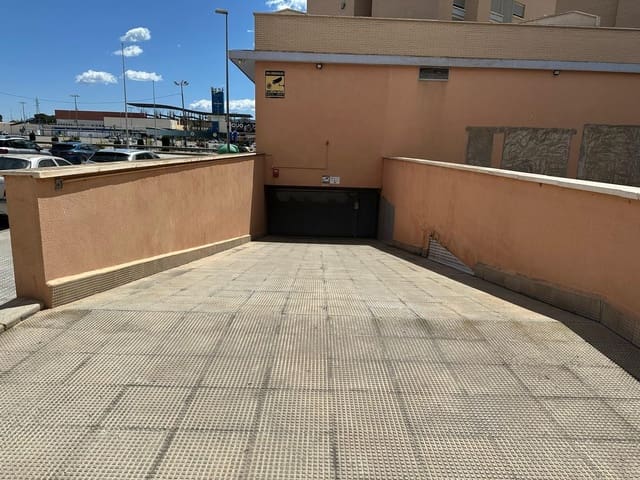 Garage te koop in Cartagena - € 15.000 (Ref: 8954823)