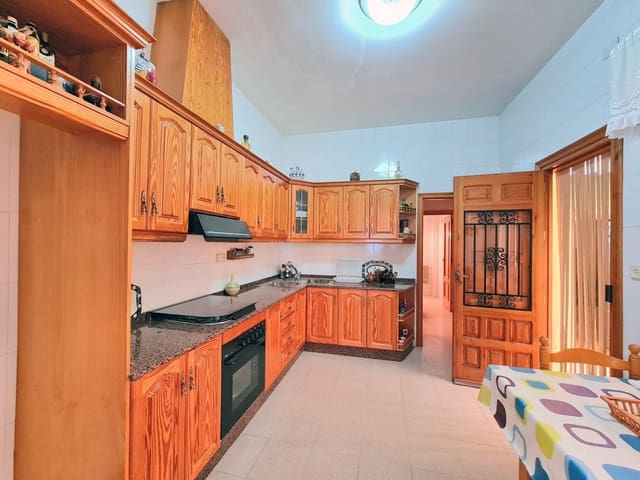 2 slaapkamer Finca/Landhuis te koop in Cartagena met garage - € 210.000 (Ref: 8954825)