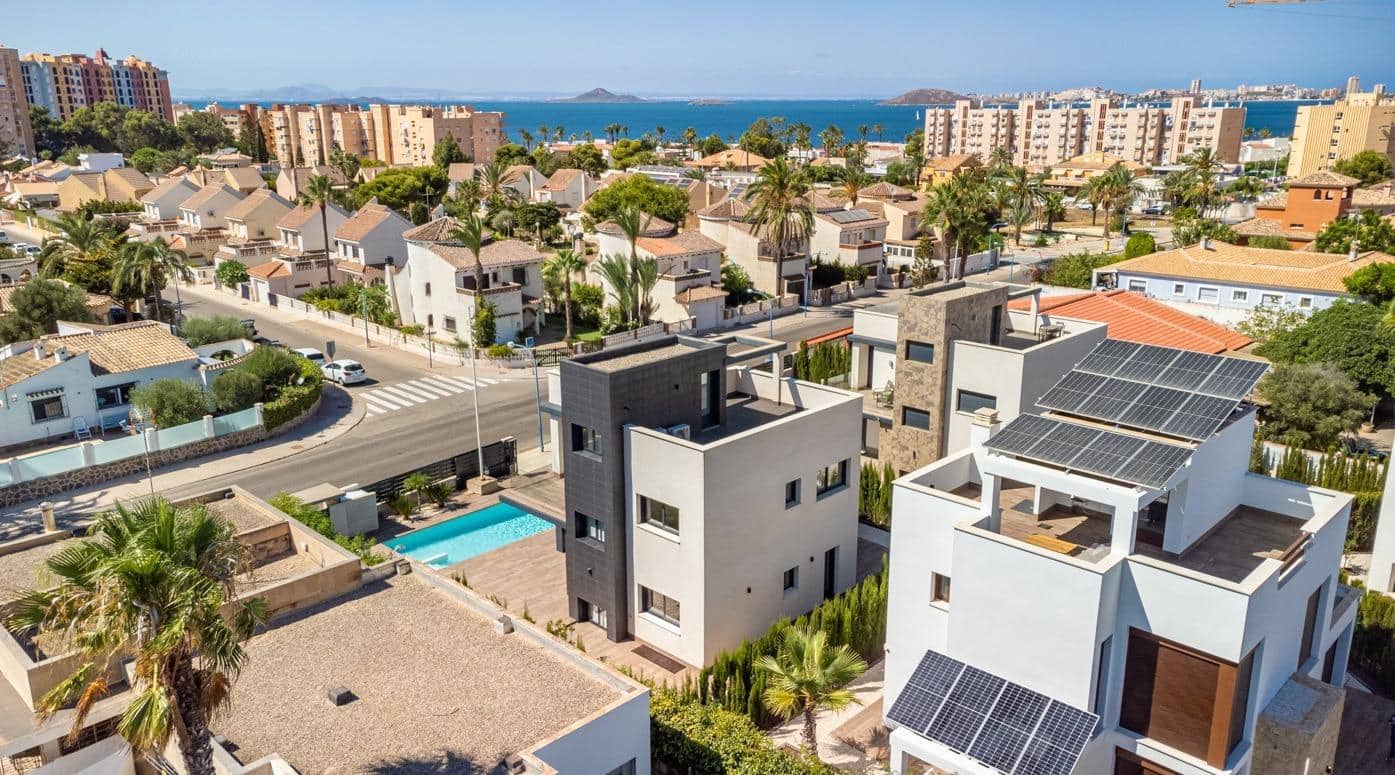 4 camera da letto Villa in vendita in Playa Honda con piscina garage - 595.000 € (Rif: 8954839)