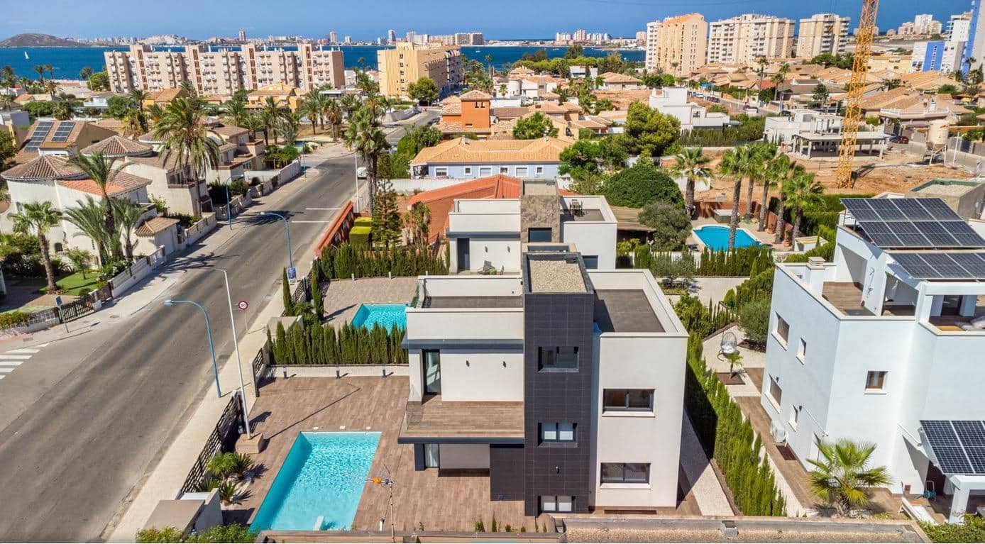 4 sovrum Villa till salu i Playa Honda med pool garage - 595 000 € (Ref: 8954839)