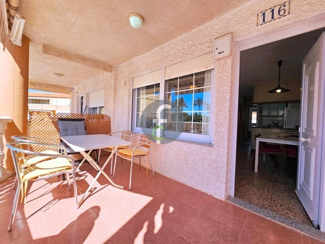 Piso de 2 habitaciones en La Manga del Mar Menor en venta con garaje - 129.000 € (Ref: 9003017)