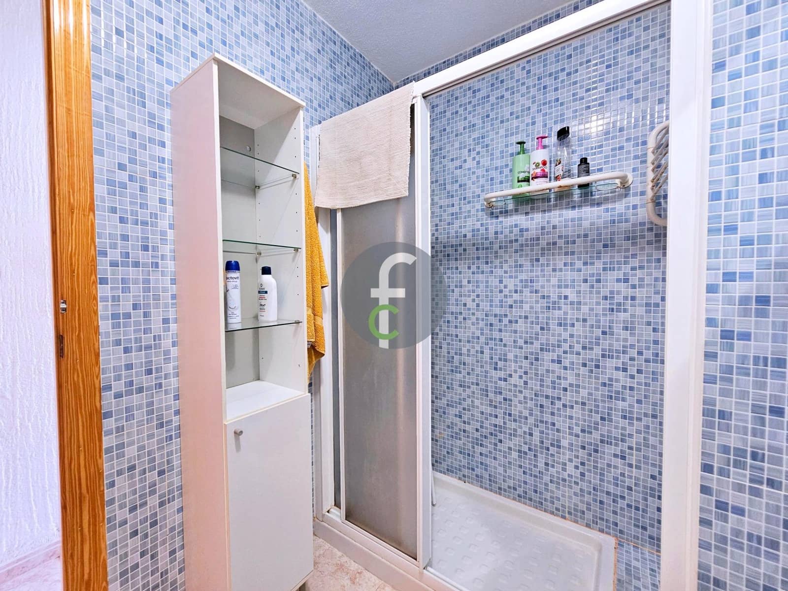 Piso de 2 habitaciones en La Manga del Mar Menor en venta con garaje - 129.000 € (Ref: 9003017)