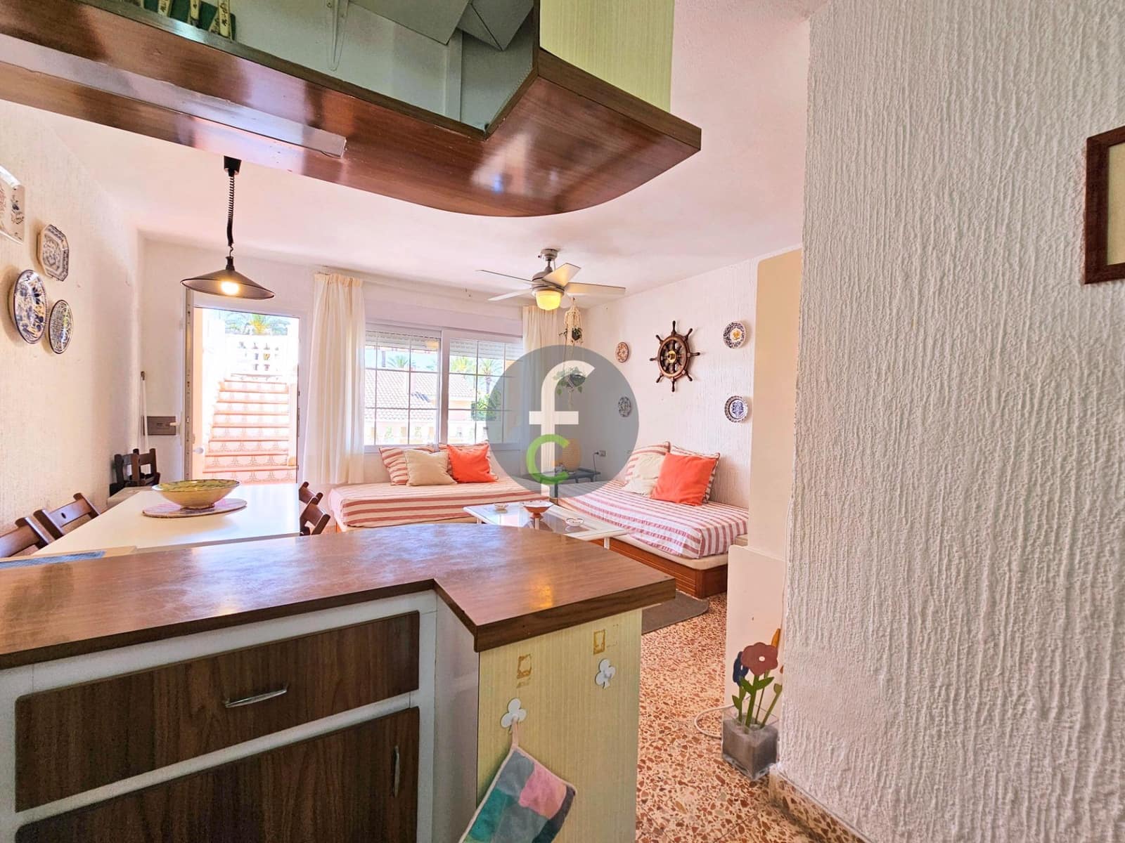 Piso de 2 habitaciones en La Manga del Mar Menor en venta con garaje - 129.000 € (Ref: 9003017)