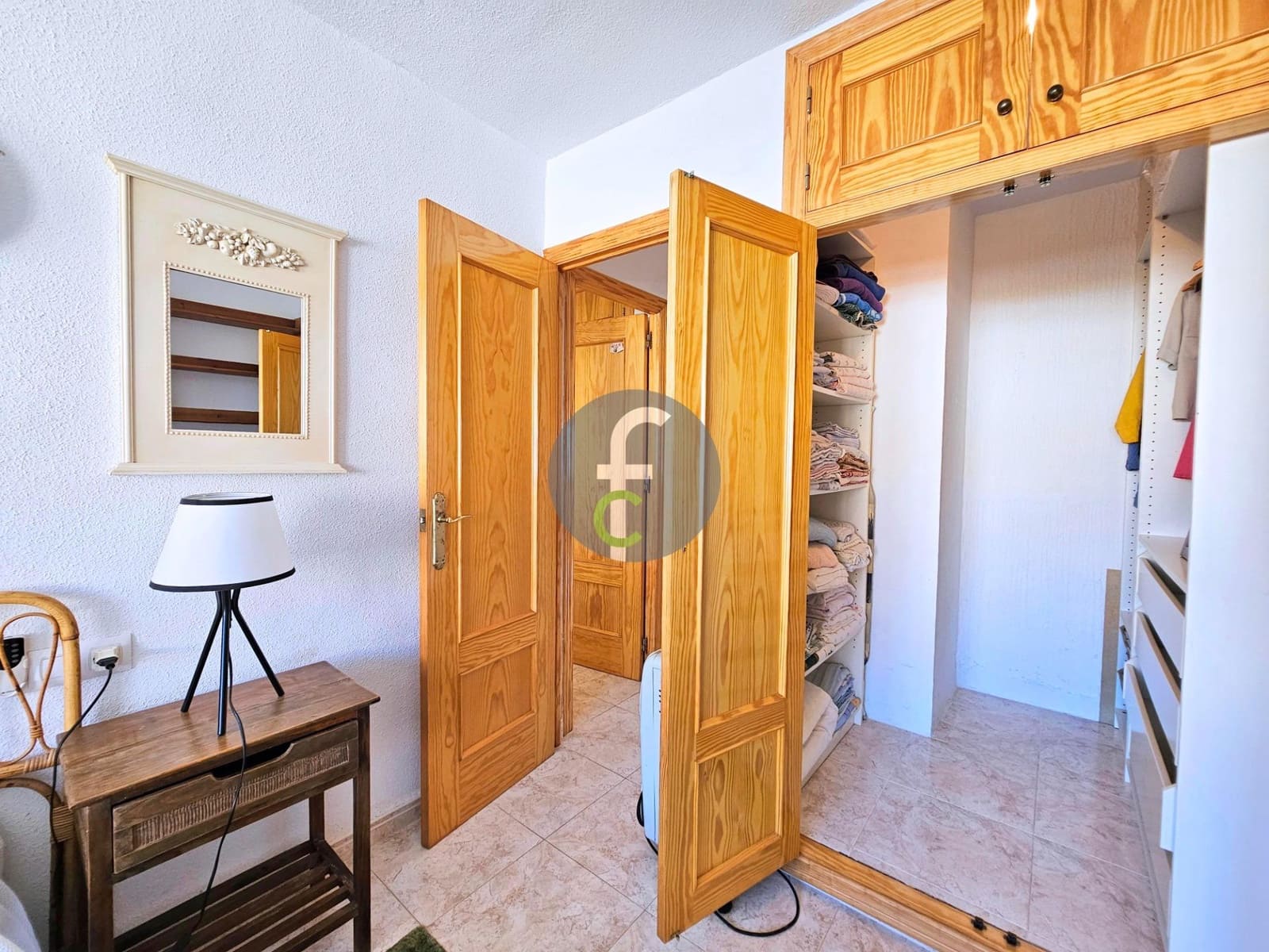 Piso de 2 habitaciones en La Manga del Mar Menor en venta con garaje - 129.000 € (Ref: 9003017)