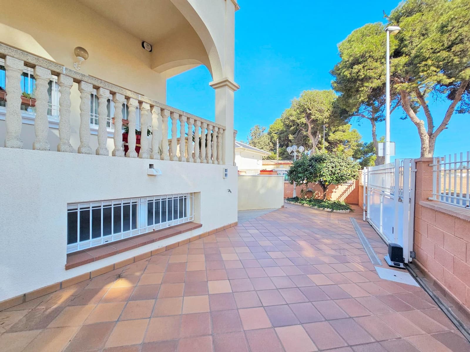 Chalet de 4 habitaciones en La Palma en venta - 480.000 € (Ref: 9077981)