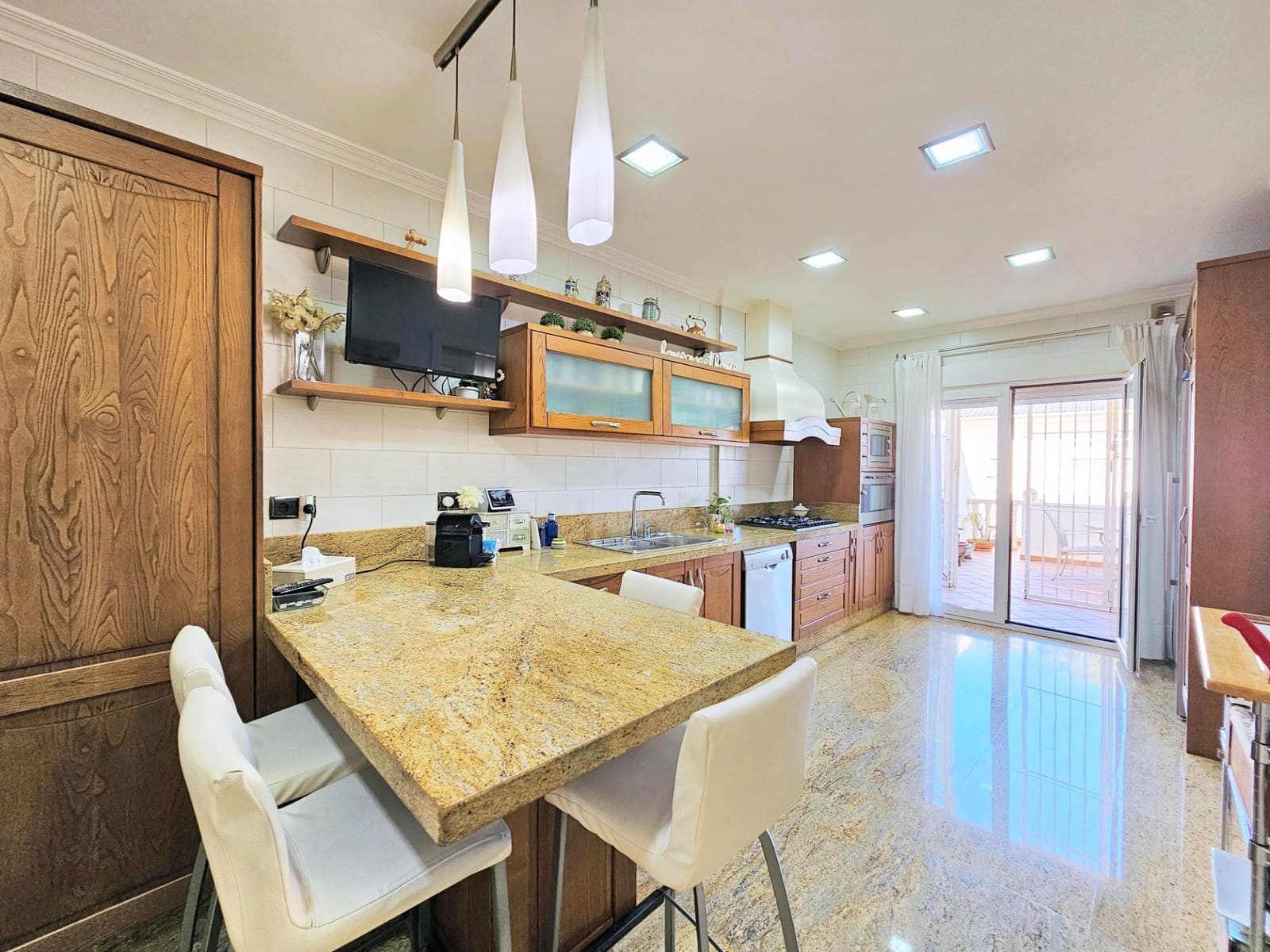 Chalet de 4 habitaciones en La Palma en venta - 480.000 € (Ref: 9077981)