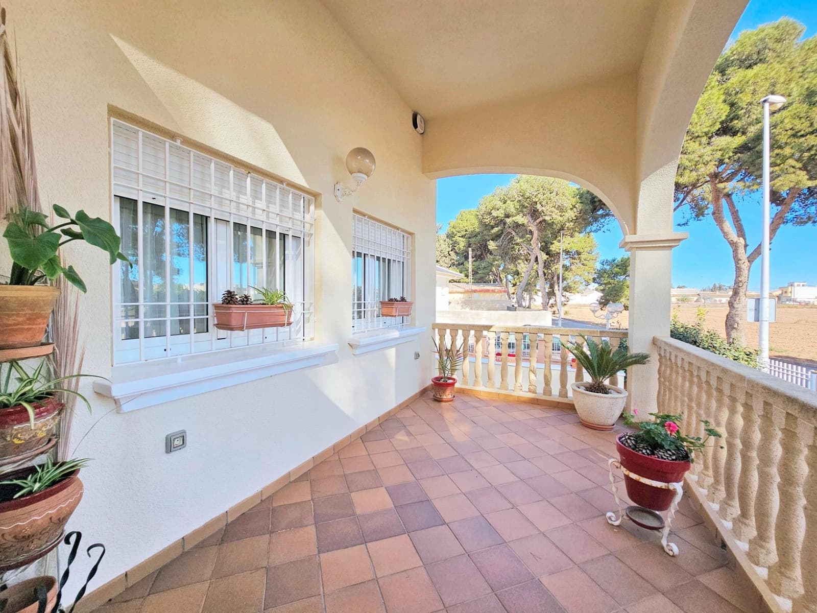 Chalet de 4 habitaciones en La Palma en venta - 480.000 € (Ref: 9077981)