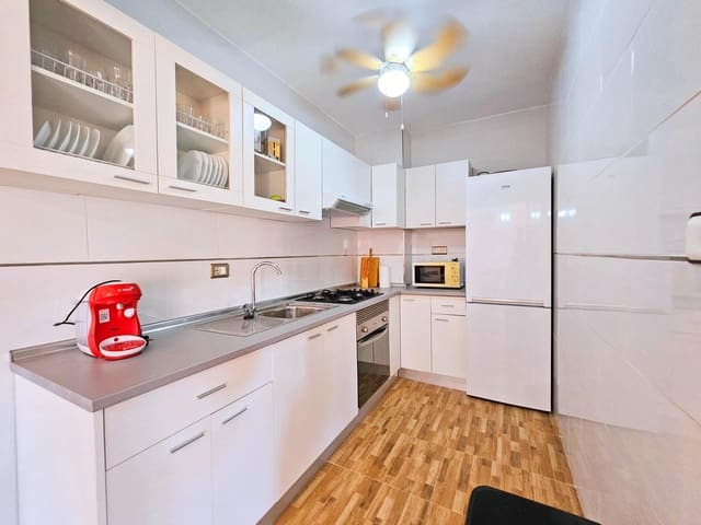 3 soverom Leilighet til salgs i La Manga del Mar Menor med svømmebasseng garasje - € 185 000 (Ref: 9134486)