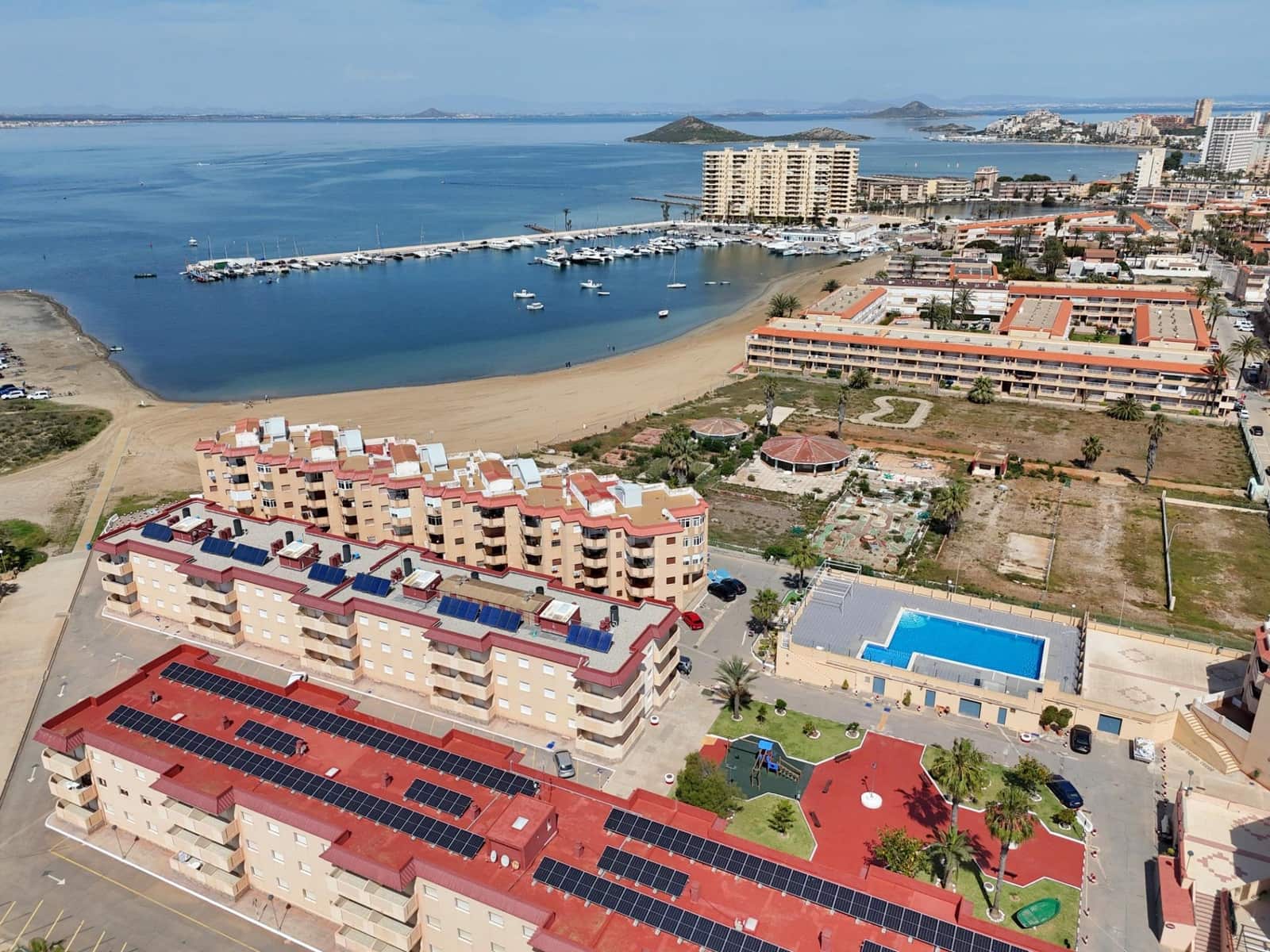 3 bedroom Flat for sale in La Manga del Mar Menor with pool garage - € 185,000 (Ref: 9134486)