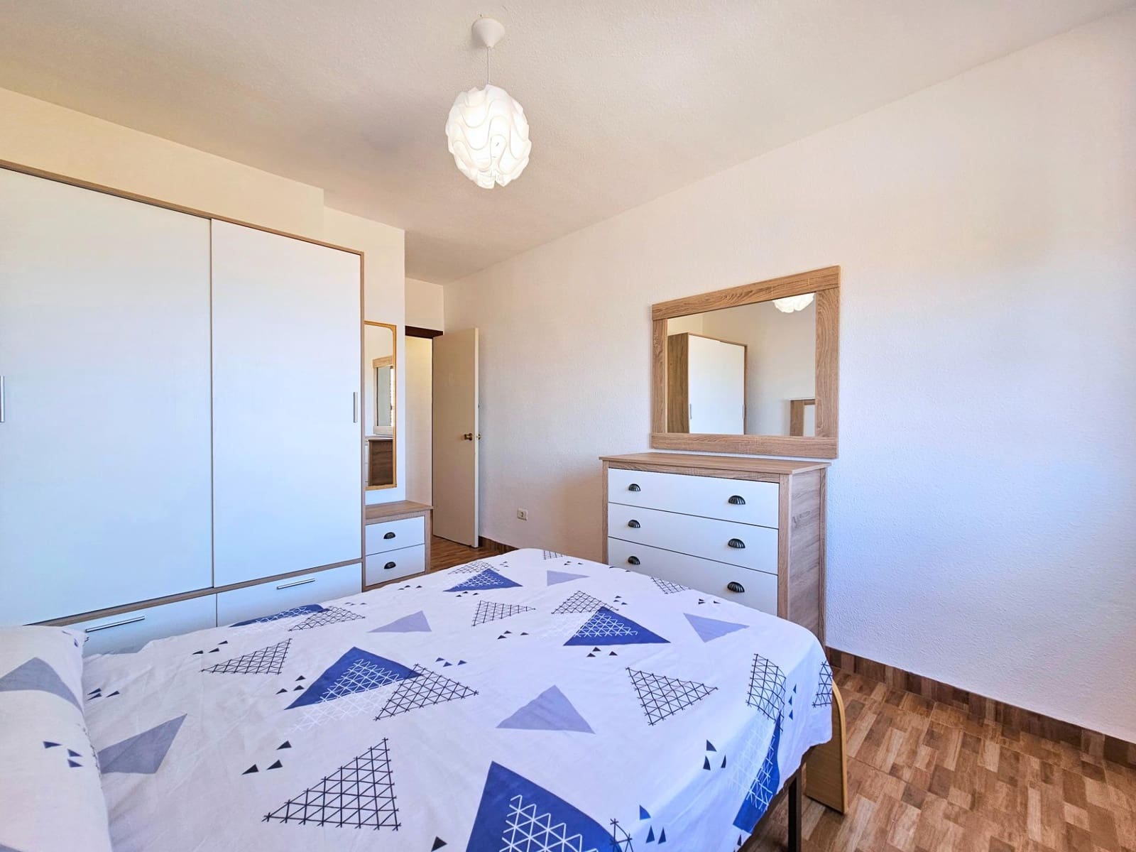 3 soveværelse Lejlighed til salg i La Manga del Mar Menor med swimmingpool garage - € 185.000 (Ref: 9134486)