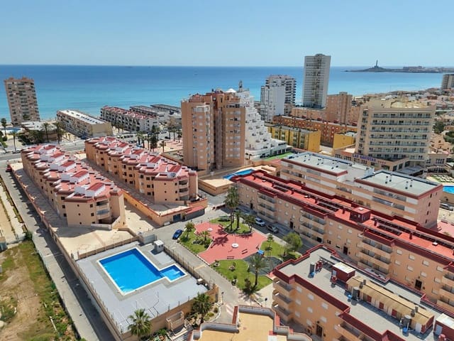3 sovrum Lägenhet till salu i La Manga del Mar Menor med pool garage - 185 000 € (Ref: 9134486)