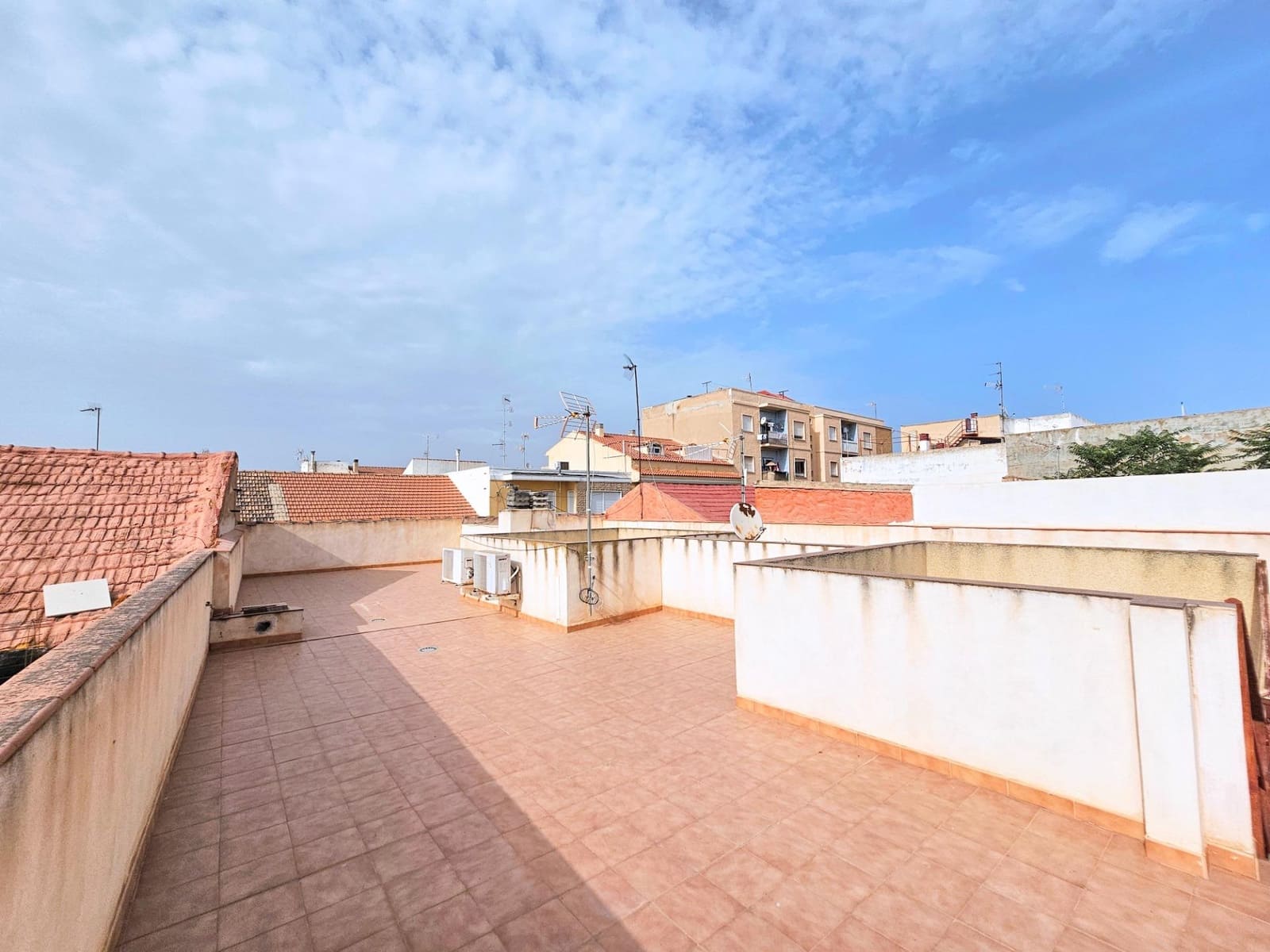 2 bedroom Flat for sale in Cartagena - € 129,500 (Ref: 9217444)