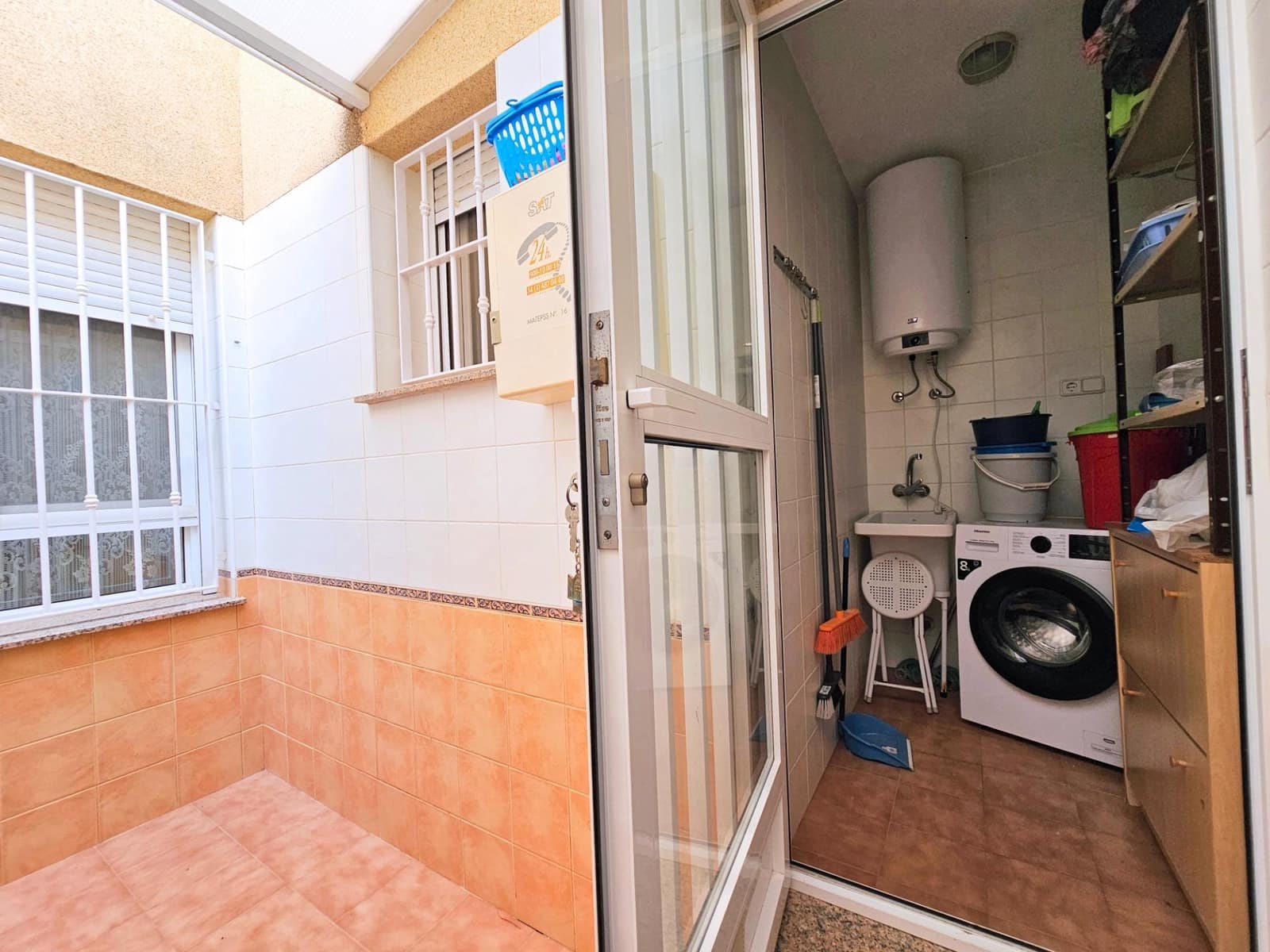 2 bedroom Flat for sale in Cartagena - € 129,500 (Ref: 9217444)