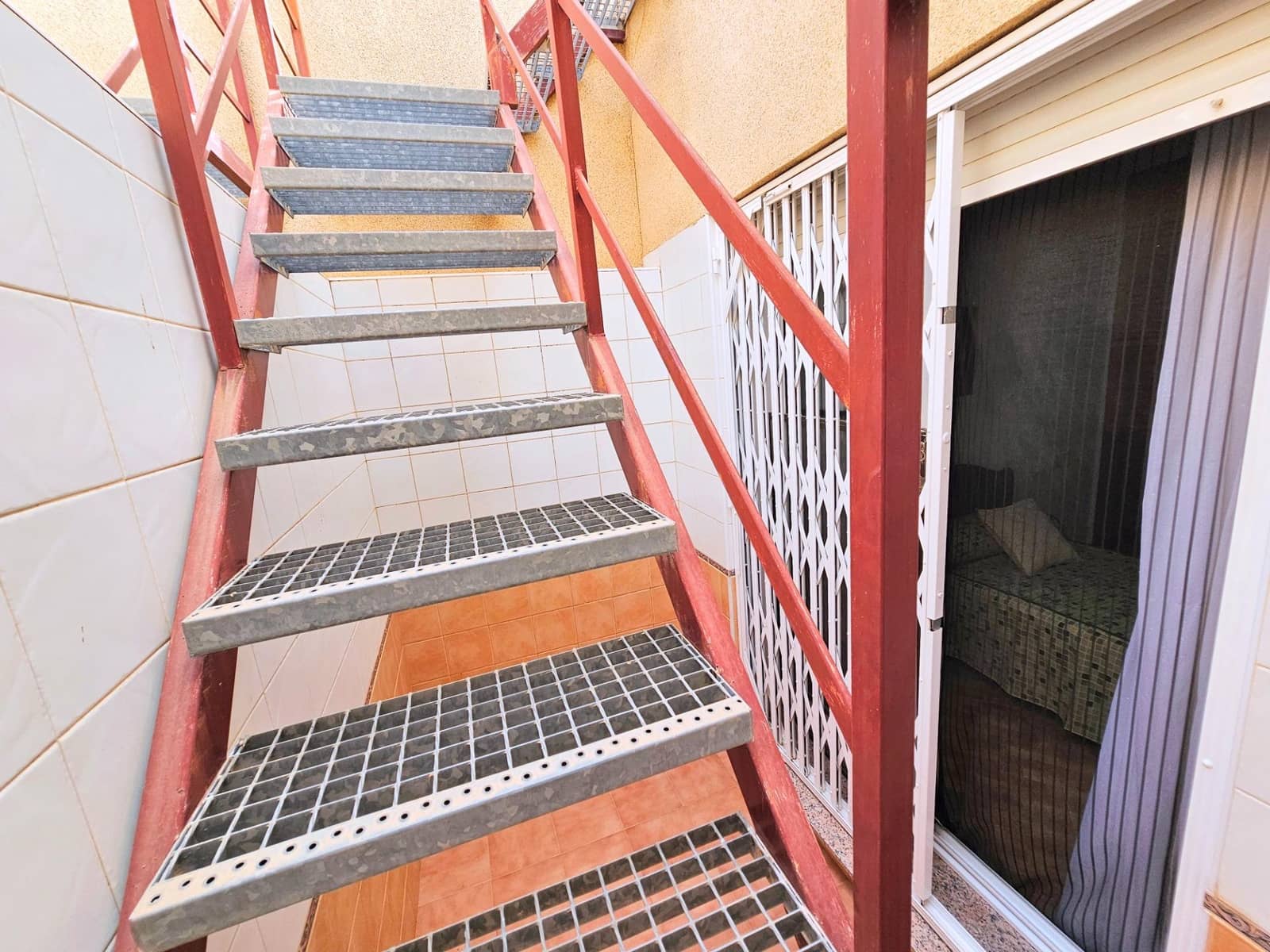 2 bedroom Flat for sale in Cartagena - € 129,500 (Ref: 9217444)