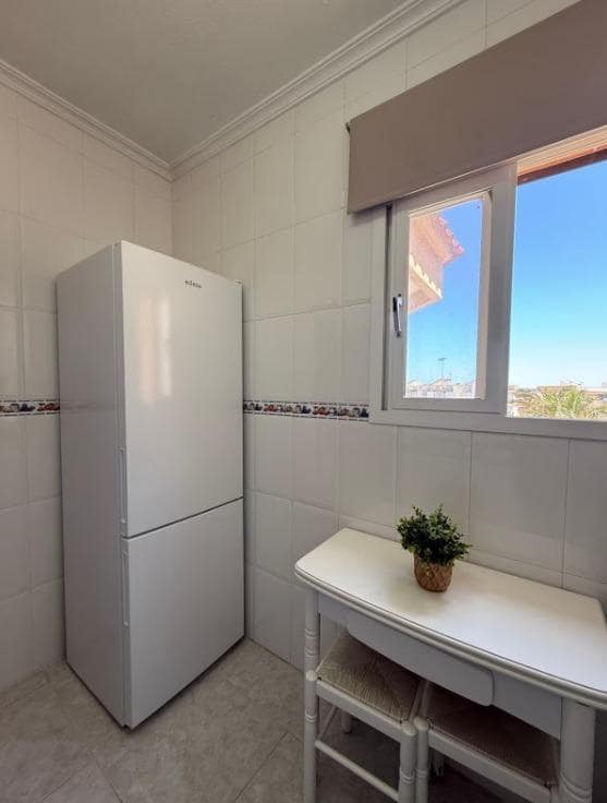 Piso de 1 habitación en La Manga del Mar Menor en venta con piscina - 125.000 € (Ref: 9236479)