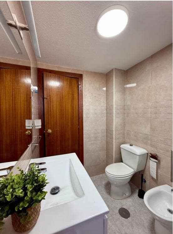 Piso de 1 habitación en La Manga del Mar Menor en venta con piscina - 125.000 € (Ref: 9236479)