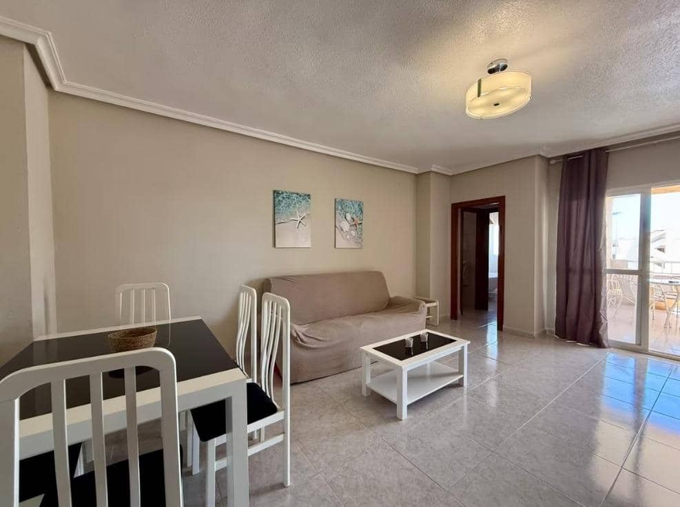 Piso de 1 habitación en La Manga del Mar Menor en venta con piscina - 125.000 € (Ref: 9236479)