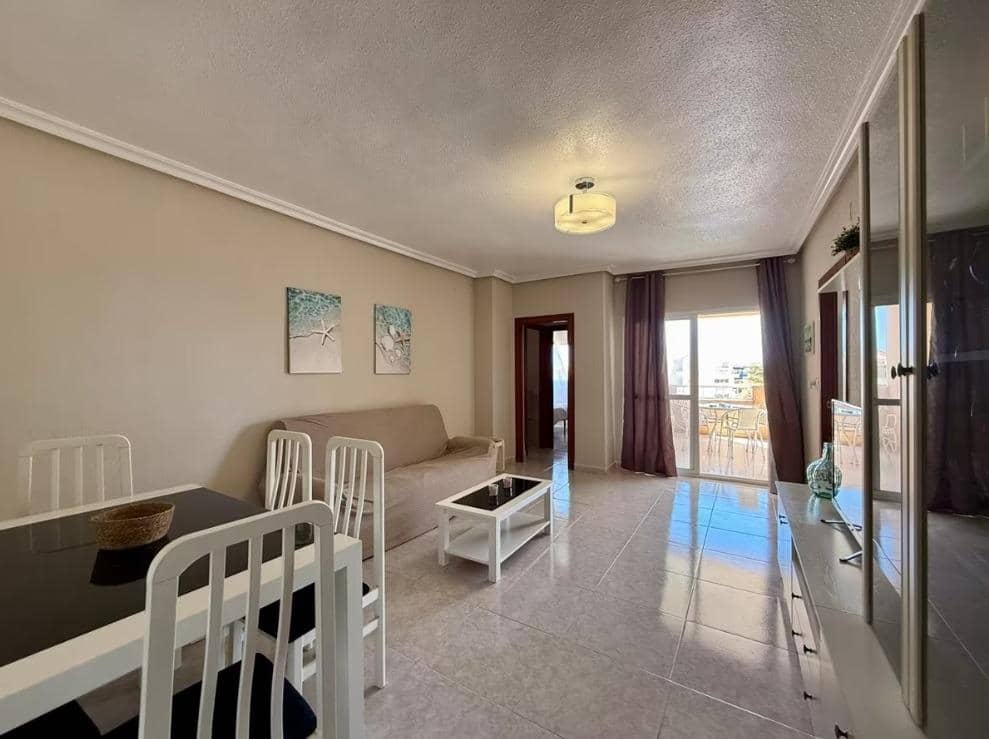 Piso de 1 habitación en La Manga del Mar Menor en venta con piscina - 125.000 € (Ref: 9236479)