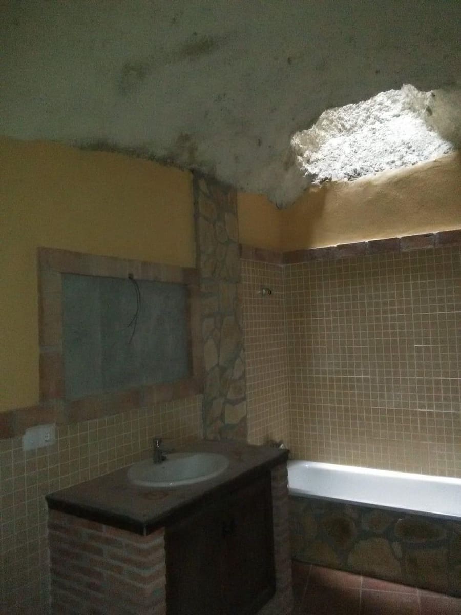 4 soverom Grottehus til salgs i Castril - € 79 950 (Ref: 9355876)