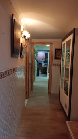 4 makuuhuone Huoneisto myytävänä paikassa Hellín - 49 000 € (Ref: 9387954)