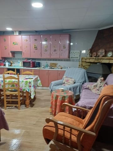 Apartamento de 4 habitaciones en Hellín en venta - 47.000 € (Ref: 9387954)