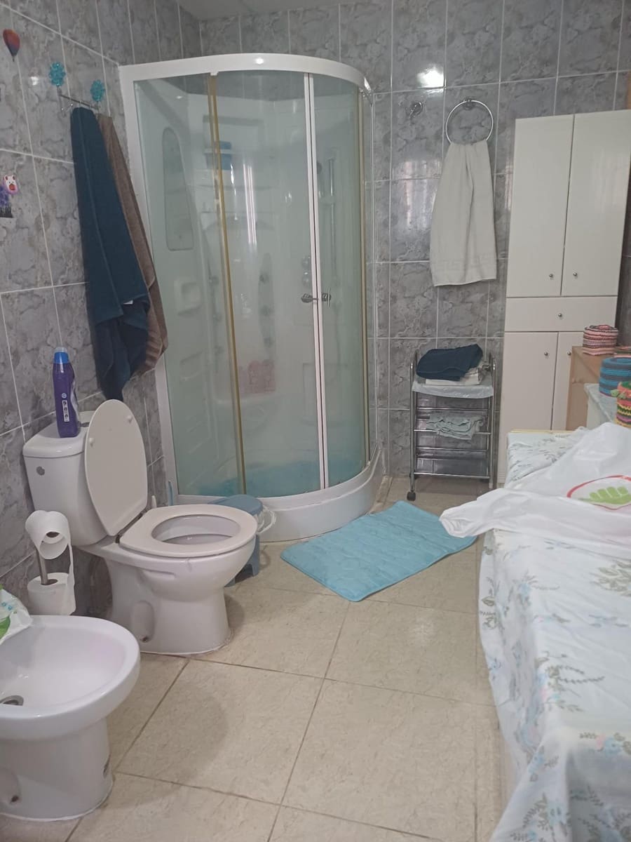 Apartamento de 4 habitaciones en Hellín en venta - 47.000 € (Ref: 9387954)